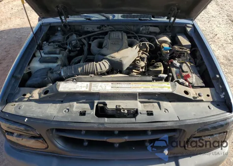 2000 Ford Explorer Xlt из США, поврежденный, VIN 1FMZU73E7YUB86440